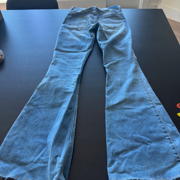 Hollister patch bellbottom jeans waist 26, length 31 - Picture 3 of 4
